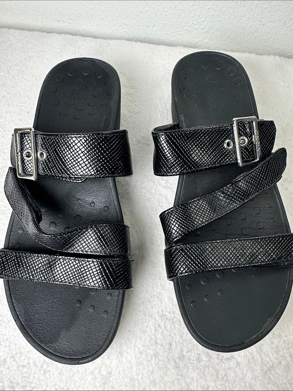 Vionic Black Pacific Rio Lizard Sandals Textured Platform Slide with Buckle - Picture 3 of 16
